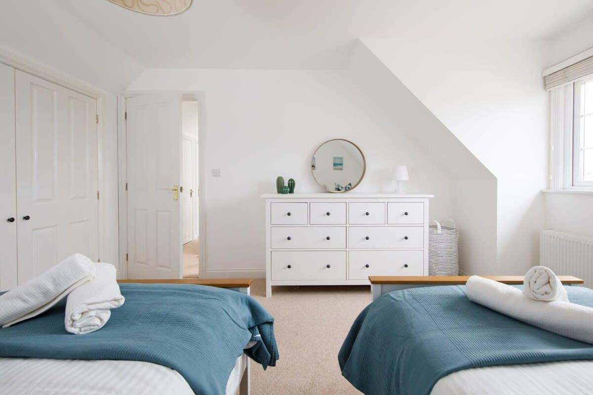Modern & Stylish Seaside Family Home Chichester Exterior foto