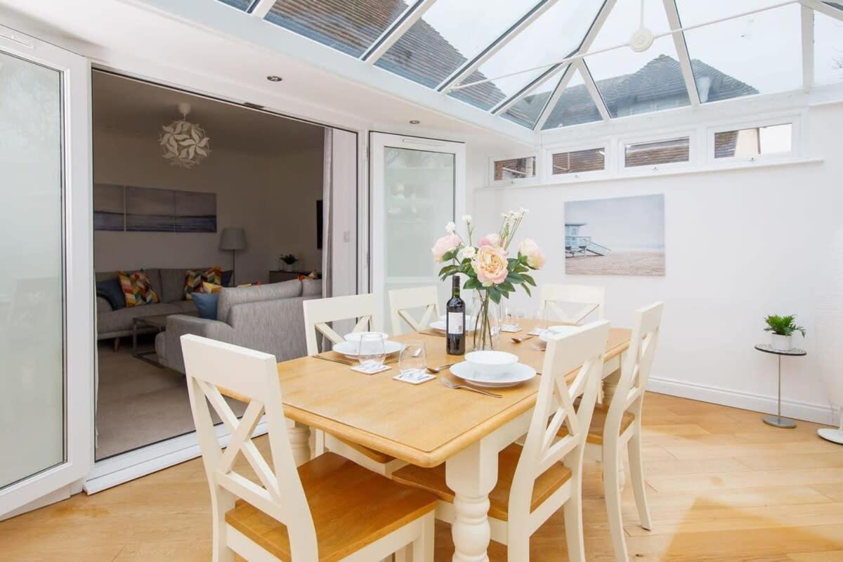 Modern & Stylish Seaside Family Home Chichester Exterior foto
